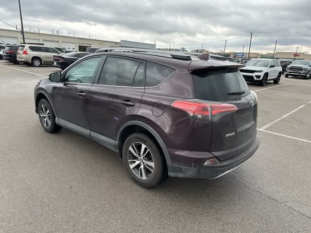 Thumbnail: 2017 Toyota RAV4 - 14