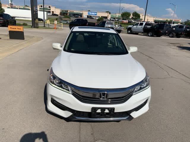 Thumbnail: 2016 Honda Accord - 27