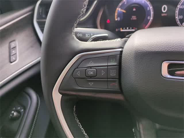 Thumbnail: 2025 Jeep Grand Cherokee L - 25