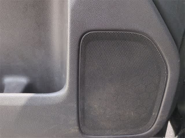 Thumbnail: 2015 Chevrolet Silverado 1500 - 30