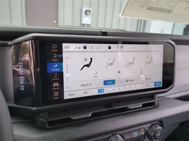 Thumbnail: 2025 Jeep Gladiator - 28