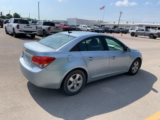 Thumbnail: 2011 Chevrolet Cruze - 19