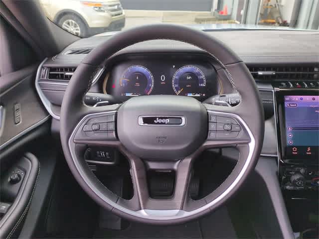 Thumbnail: 2025 Jeep Grand Cherokee L - 24