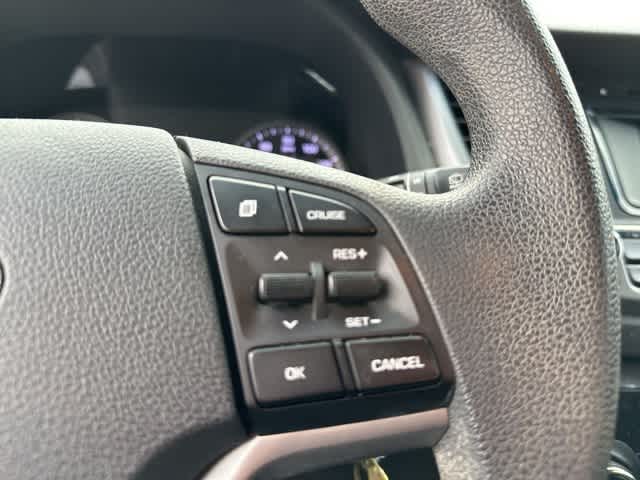 Thumbnail: 2017 Hyundai Tucson - 10