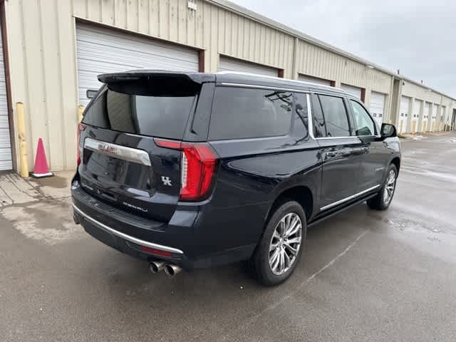 Thumbnail: 2021 GMC Yukon XL - 22