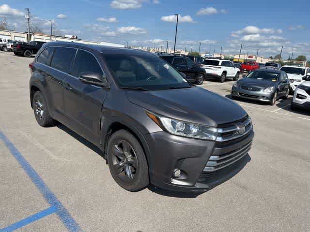 Thumbnail: 2017 Toyota Highlander - 26