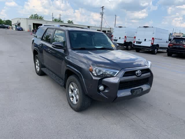 Thumbnail: 2015 Toyota 4Runner - 20