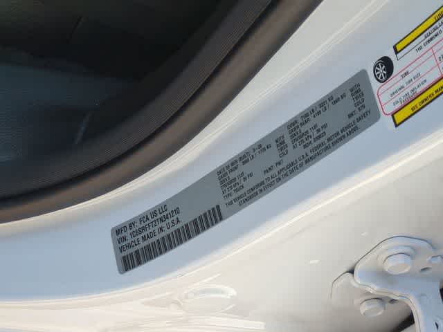 Thumbnail: 2026 RAM 1500 - 38