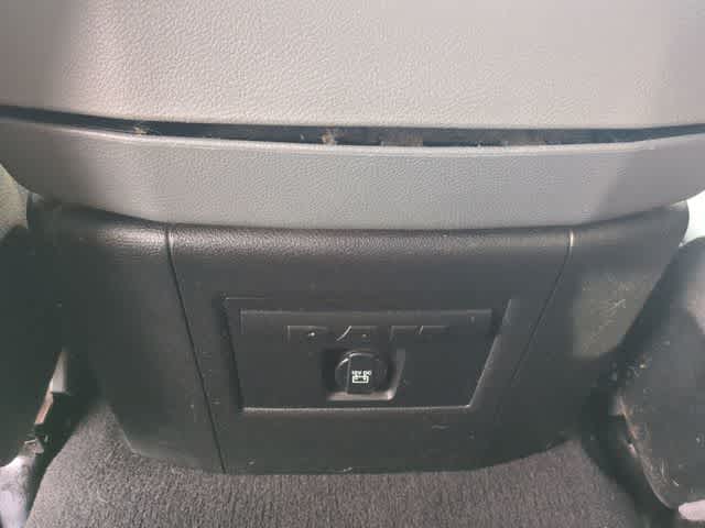 Thumbnail: 2018 RAM 1500 - 39