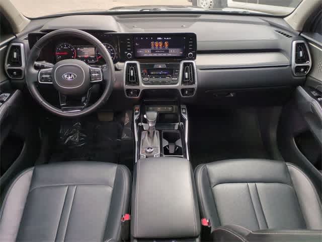 Thumbnail: 2021 Kia Sorento - 16