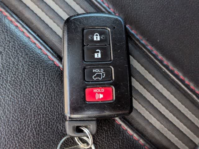 Thumbnail: 2019 Toyota Highlander - 36