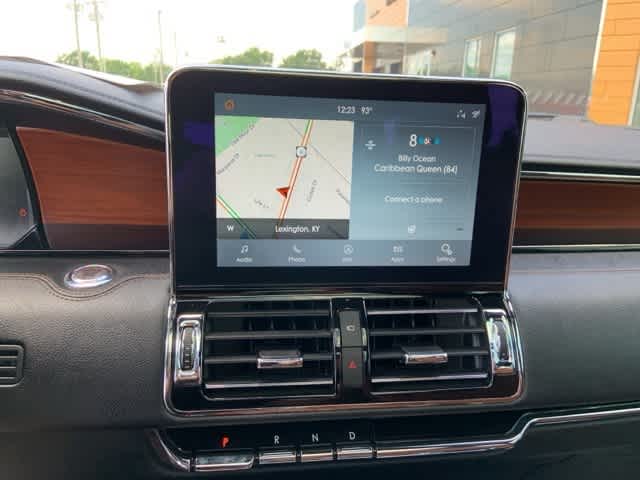 Thumbnail: 2020 Lincoln Navigator - 9