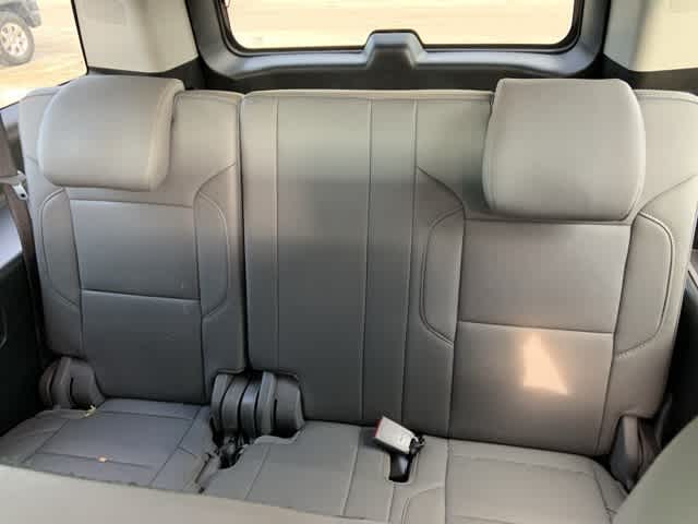 2020 Chevrolet Suburban LT 15