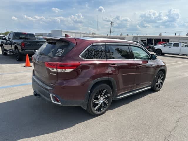 Thumbnail: 2018 Toyota Highlander - 19
