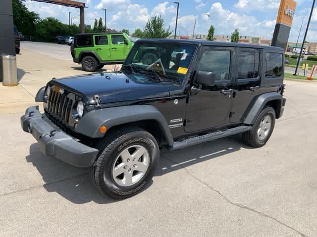 Thumbnail: 2016 Jeep Wrangler - 11