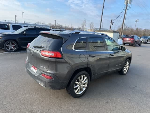 Thumbnail: 2015 Jeep Cherokee - 23