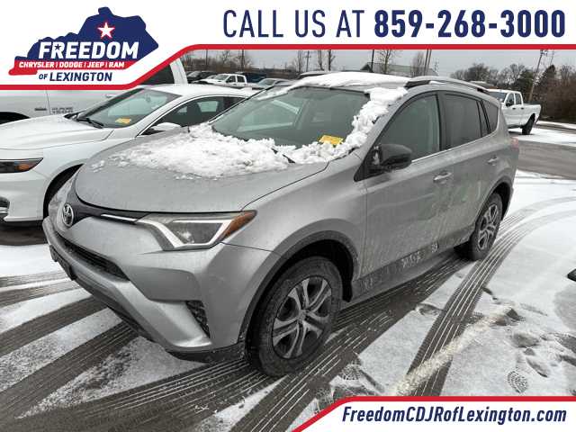 Thumbnail: 2016 Toyota RAV4 - 1