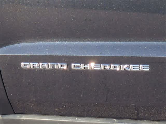 Thumbnail: 2014 Jeep Grand Cherokee - 13