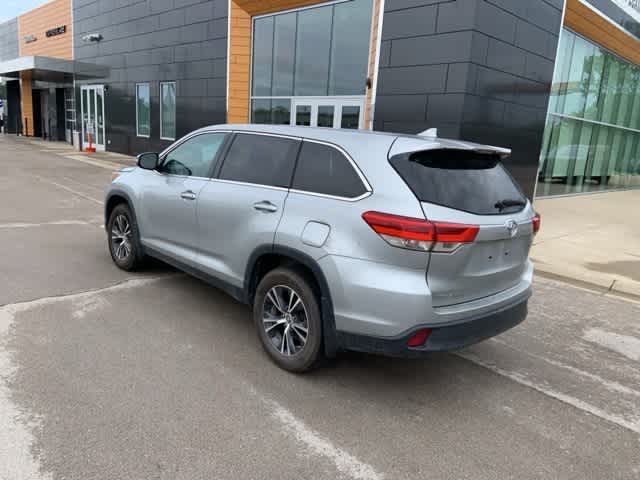 Thumbnail: 2019 Toyota Highlander - 13
