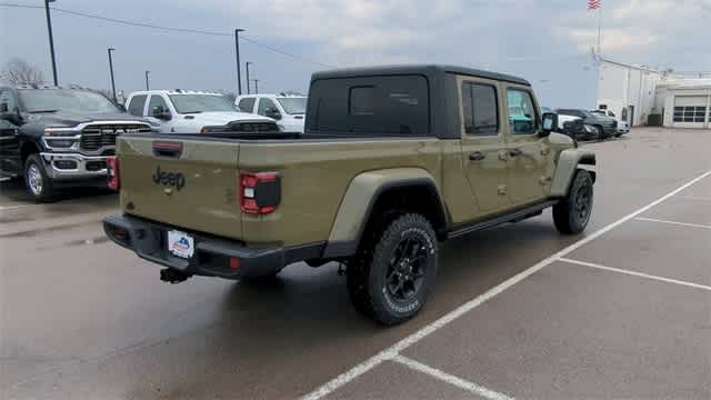 Thumbnail: 2026 Jeep Gladiator - 8