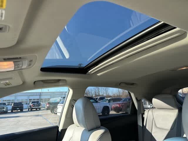 Thumbnail: 2015 Lexus RX - 6