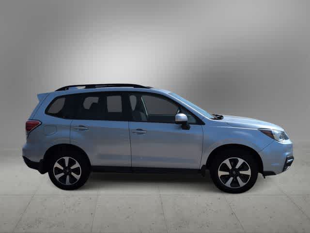 Thumbnail: 2018 Subaru Forester - 9