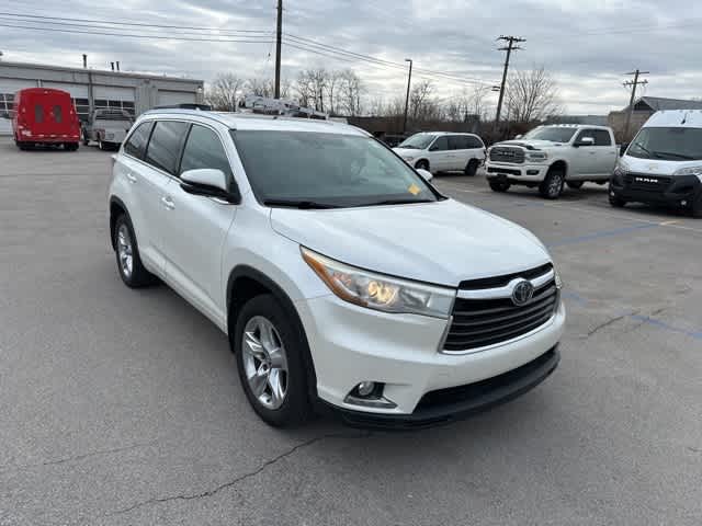 Thumbnail: 2016 Toyota Highlander - 24