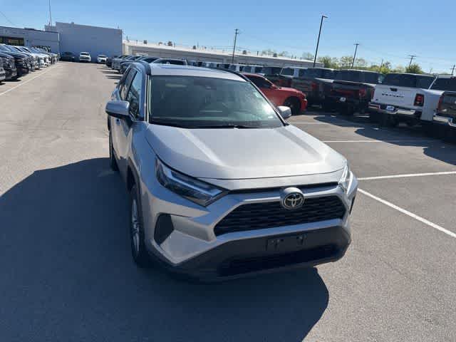 Thumbnail: 2023 Toyota RAV4 - 25