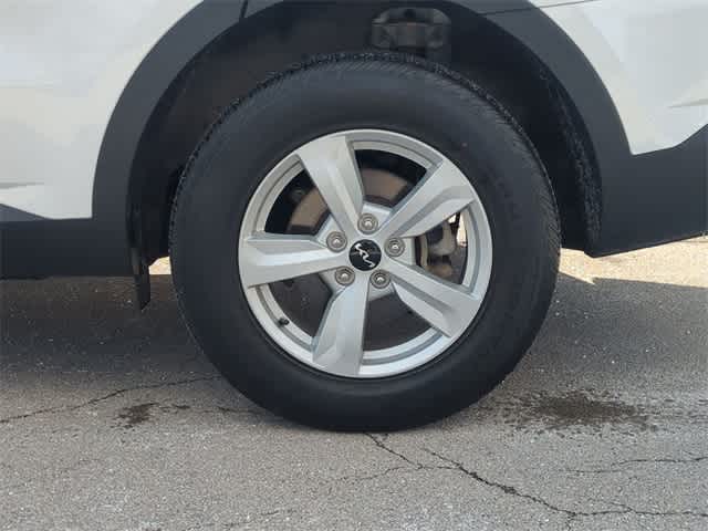 Thumbnail: 2023 Kia Sorento - 13