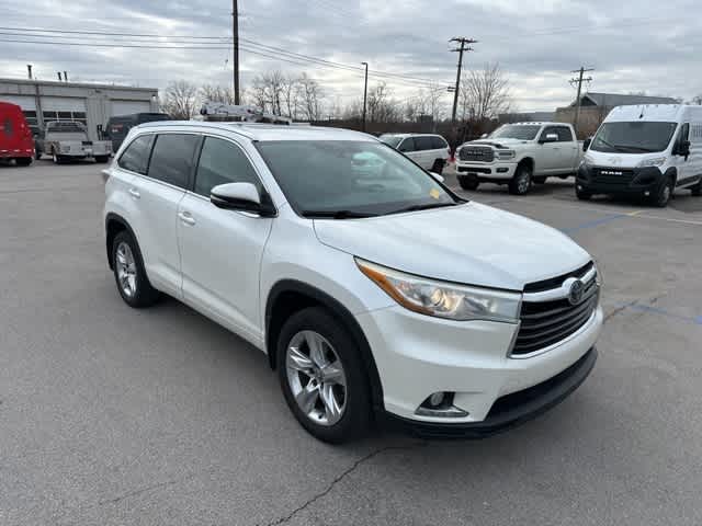 Thumbnail: 2016 Toyota Highlander - 23