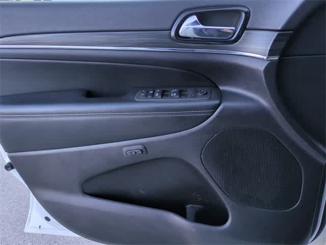 Thumbnail: 2021 Jeep Grand Cherokee - 31