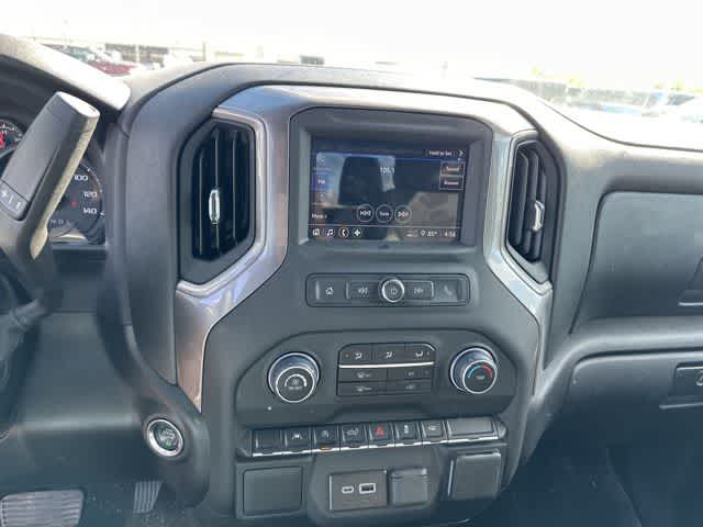 Thumbnail: 2025 Chevrolet Silverado 1500 - 9