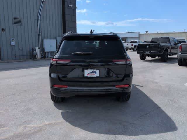 Thumbnail: 2026 Jeep Grand Cherokee - 7