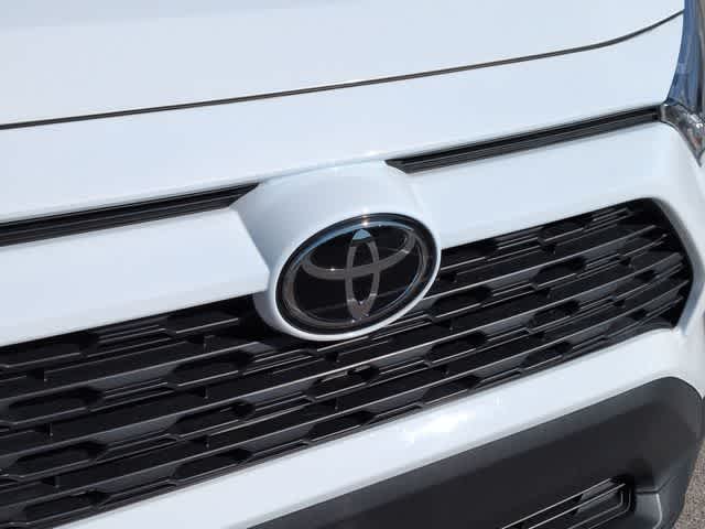 Thumbnail: 2023 Toyota RAV4 - 11