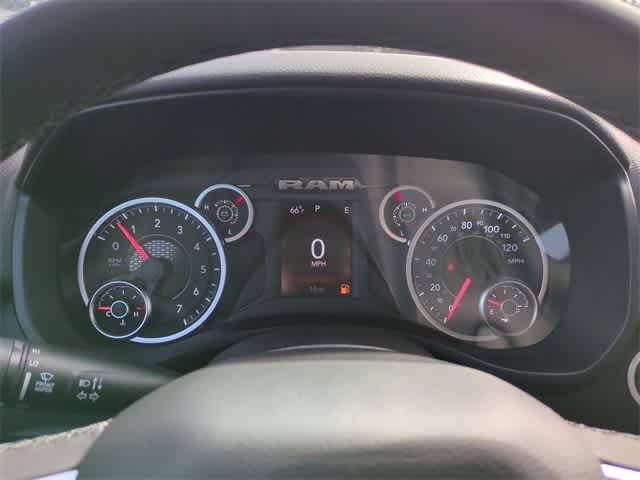 Thumbnail: 2026 RAM 1500 - 33