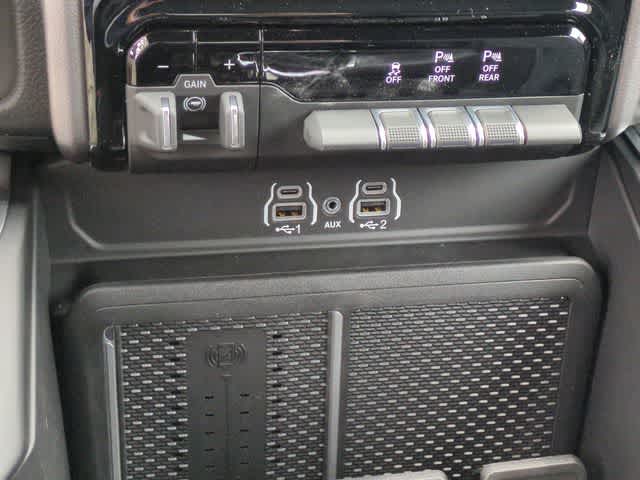 Thumbnail: 2026 RAM 1500 - 32