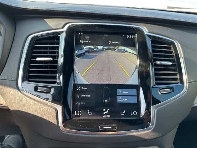 Thumbnail: 2022 Volvo XC90 - 8