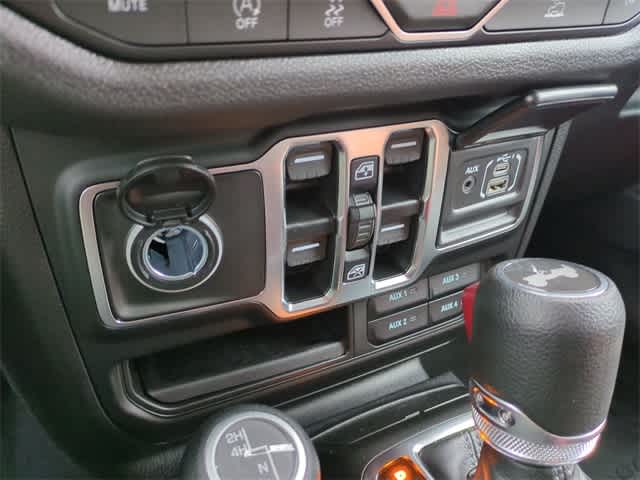 Thumbnail: 2026 Jeep Wrangler - 31