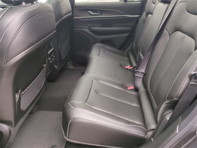 Thumbnail: 2025 Jeep Grand Cherokee - 21