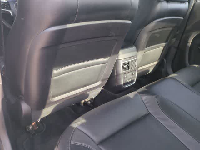 Thumbnail: 2016 Dodge Charger - 18