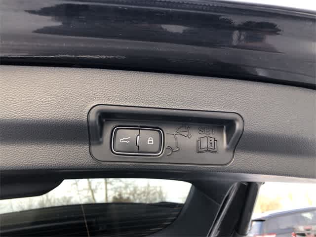 Thumbnail: 2023 Ford Explorer - 29