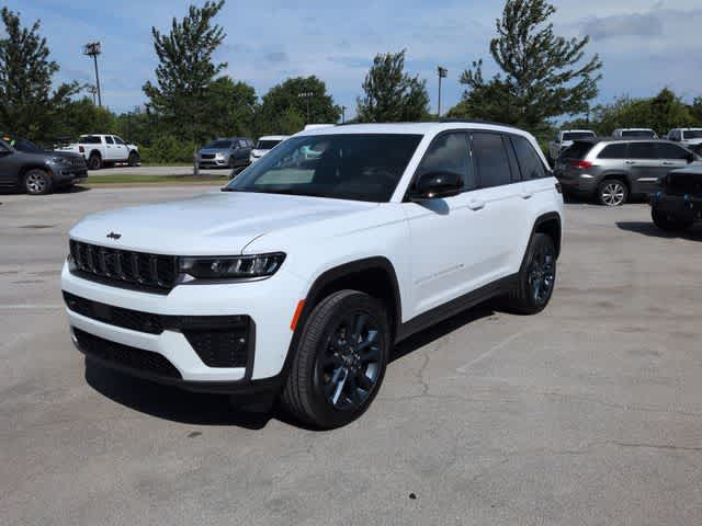 Thumbnail: 2026 Jeep Grand Cherokee - 4