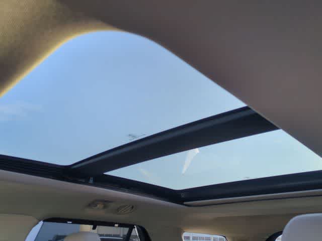 Thumbnail: 2020 Ford Explorer - 20