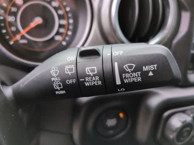 Thumbnail: 2022 Jeep Wrangler - 25