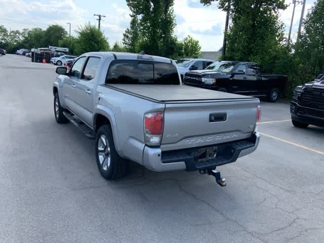 Thumbnail: 2017 Toyota Tacoma - 18