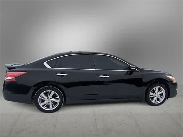 Thumbnail: 2013 Nissan Altima - 9