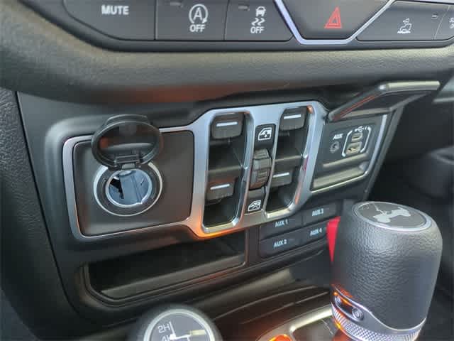 Thumbnail: 2026 Jeep Wrangler - 31