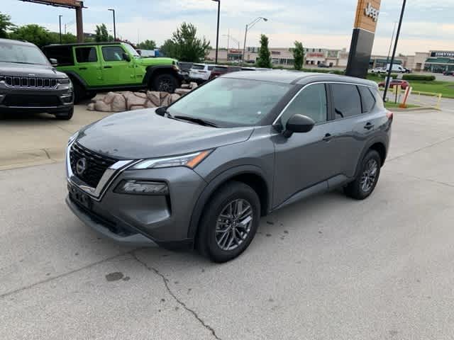 2023 Nissan Rogue S 13