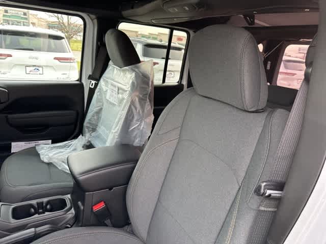 Thumbnail: 2026 Jeep Wrangler - 3