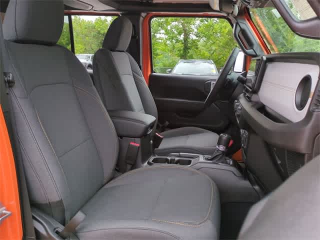 Thumbnail: 2025 Jeep Gladiator - 21